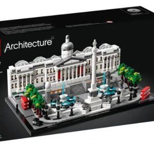 RETIRED New & Never Opened LEGO Architecture Skyline - Trafalgar Square